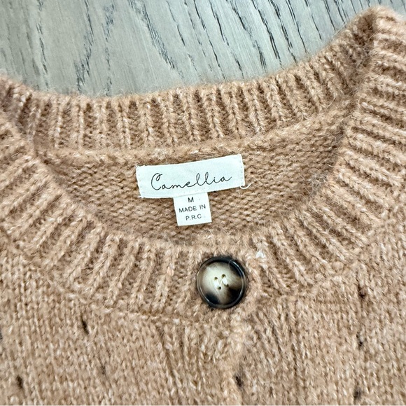 NWOT Camellia Boutique Brand Scallop Edge Tan Peplum Cardigan Sweater Top - Picture 7 of 11